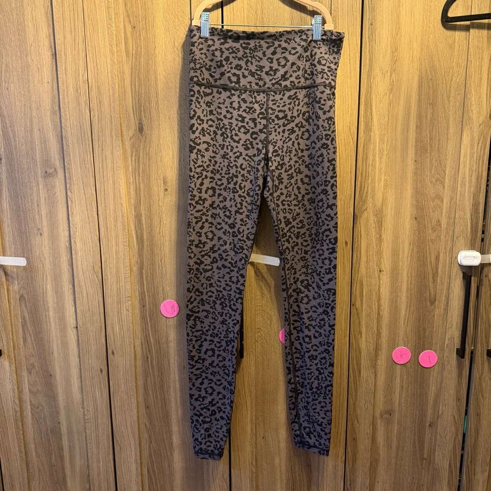 Athleta Leopard Elation Ultra High Rise Legging Size Small ST
